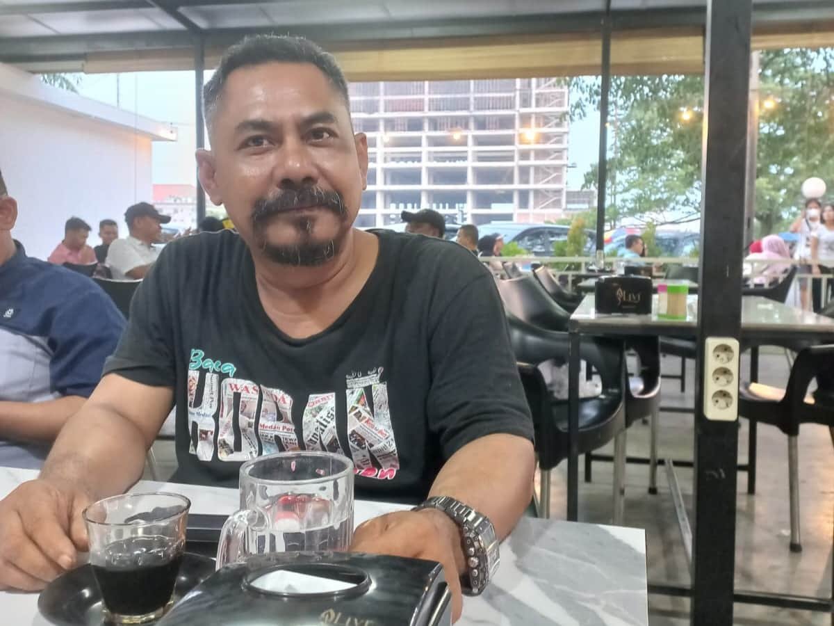 Keterangan foto : M Ikhyar Velayati saat ditemui awak media, Minggu (14/5/2023). (Foto : tim).