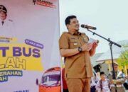 Antisipasi Minimnya Transportasi dan Perlancar Akses Belajar, Wali Kota Medan Serahkan 3 Unit Bus Sekolah