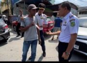 Dishub Medan Tertibkan Parkir Berlapis dan Amankan Jukir Yang Tak Gunakan e-Parking di Jalan Jambi