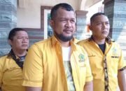 Wujud Peduli, PK Golkar Medan Belawan Berbagi Beras Kepada Masyarakat