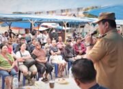 Pemkab Dairi Berikan Bantuan Kepada Pedagang Korban Kebakaran Pasar Sidikalang