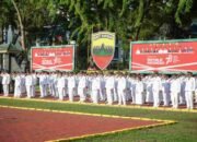 Upacara Penurunan Bendera Diwarnai Pemberian Tanda Kehormatan Satyanlancana Satya pada PNS Pemko Medan