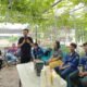 Foto: Darwis H Harahap SP kembali melaksanakan Pelatihan Barista Gratis, kepada Warga Karang Taruna Sejahtera Taman Indah Desa Bangun Sari , Rabu (20/09/2023). (kedannews.com/Zultaufik Nst).