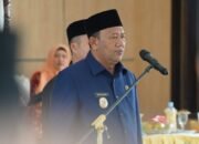 Plt Bupati Syah Afandin Mengukuhkan Paskibraka Kabupaten Langkat