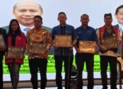 Anggota DPRD Medan Wong Chun Sen Meraih Penghargaan Salah Satu Tokoh Penggerak Toleransi Medan