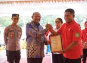 Syah Afandin Terima Penghargaan “Pembina PMI Langkat” Pada HUT ke-78 Palang Merah Indonesia