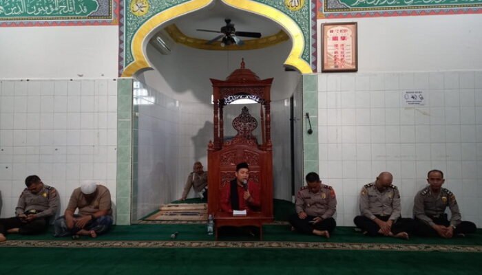 Personel Polrestabes Medan Ikuti Binrohtal di Dua Tempat