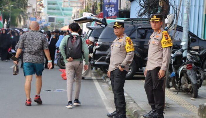 Polisi Kawal Demo Bela Palestina di Konsulat Jenderal Amerika Serikat 