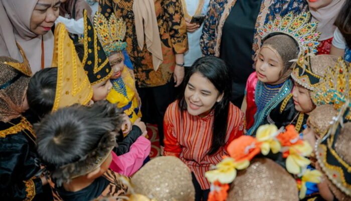 Kahiyang Ayu Buka Sosialisasi Transisi PAUD ke SD: Hindari Terjadinya Stres Pada Anak