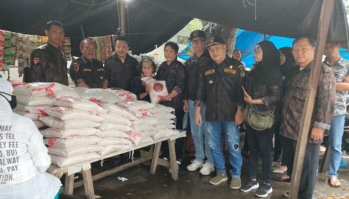 Sambut Natal Ketua KBPP Polri Sumut Berbagi Sembako