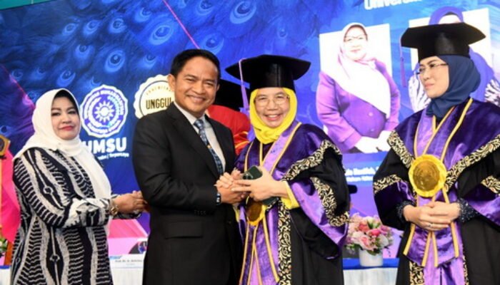 R Sabrina Dikukuhkan sebagai Guru Besar UMSU, Pj Gubernur Sumut Bangga dan Ucapkan Selamat