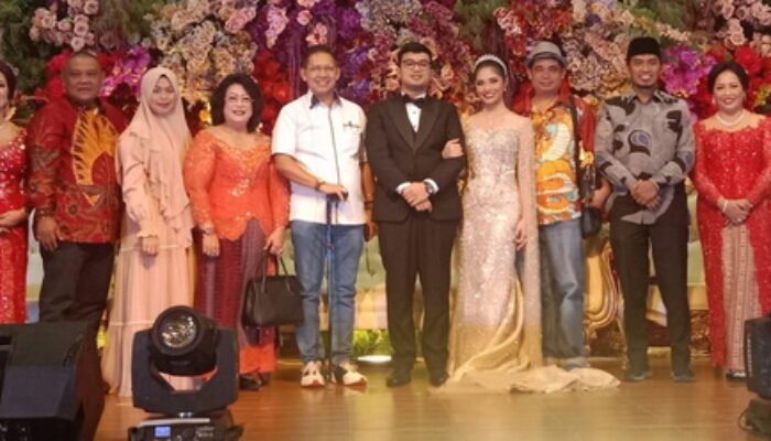 Wong Chun Sen Hadiri Pesta Pernikahan Anak Dame Duma Hutagalung