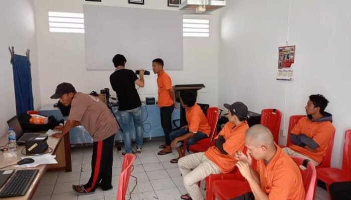 Warga Binaan Rutan Sidikalang Peroleh Layanan Rekam KTP-el 