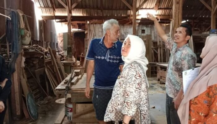 DLH Medan Turun ke Lokasi Pabrik Mebel Katamso Tanggapi Keluhan Polusi Udara