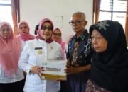 Kunjungi Panti Jompo, Plt. Bupati Labuhanbatu Berbagi Kasih