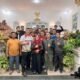 Plt. Bupati Labuhanbatu Hj. Ellya Rosa Siregar, S.Pd, MM Saat Melepas Rombongan Disporabudpar Ke Kabupaten Samosir, Sabtu (20/4/2024). (kedannews.com/ist).