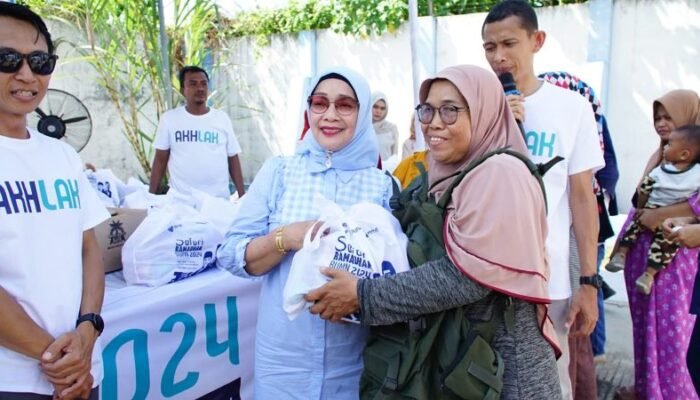 Safari Ramadhan Bersama BUMN, Plt Bupati Labuhanbatu Saksikan Pasar Murah 