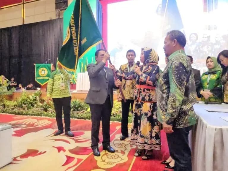 Saat pelantikan berlangsung di Hotel Adi Medan (17/05/2024. (kedannews.com/ist).