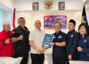 Nikson Nababan Serahkan Formulir Bacalon Gubsu 2024 ke Partai NasDem Sumut
