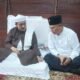 Niskon Nababan saat bersilturahmi dan minta nasehat pada Tuan Guru Besilam Syekh Zikmal Fuad, Selasa (07/05/2024). (kedannews.com/ist)