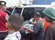 Penumpang Sepeda Motor Tewas Usai Dilindas Truk Kontainer