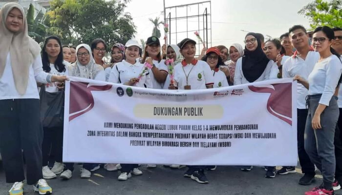 PN Lubuk Pakam Gelar Jalan Santai Dalam Rangka Internalisasi dan Public Campign Pembangunan Zona Integritas