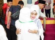 Sebanyak 355 Calon Jamaah Haji Kloter 13 Embarkasi Medan Diberangkatkan Plt Bupati Labuhanbatu