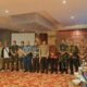 Foto bersama usai kegiatan KPU Sumut sosialisasikan tahapan pencalonan Gubernur dan Wakil Gubernur Sumut 2024, Jumat (12/7/2024). (kedannews.com/ist).
