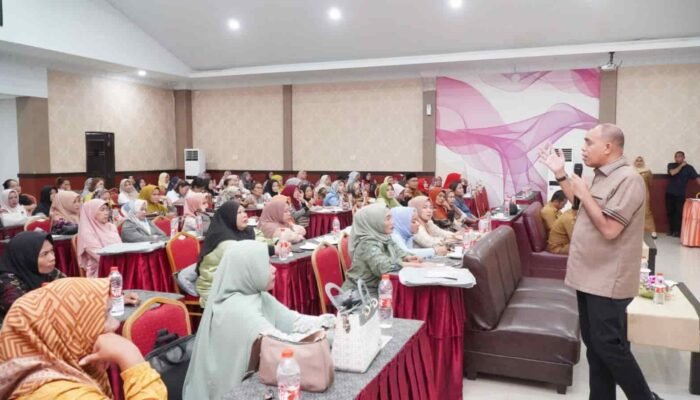 Pj Bupati Langkat Apresiasi Kader Posyandu Atas Prestasi Masuk 5 Besar Kabupaten Tercepat Pelaporan Intervensi Stunting