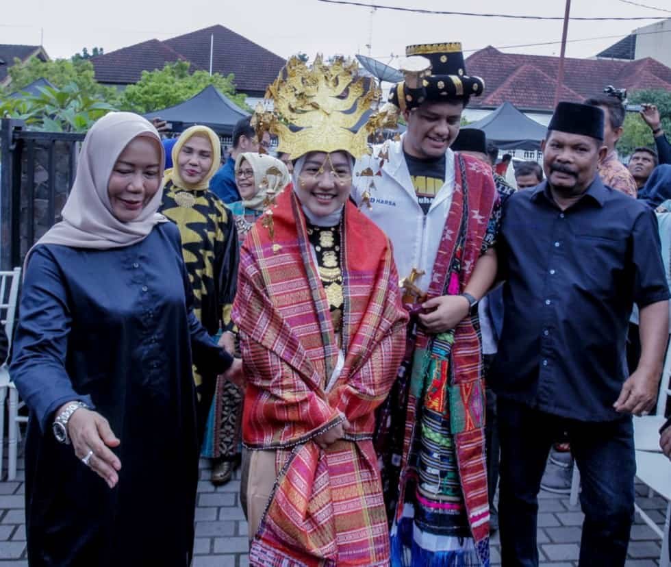 Suasana saat anak Ketua Umum PKB berkunjung dikediaman Rahudman Harahap (kedannews.com/ist).