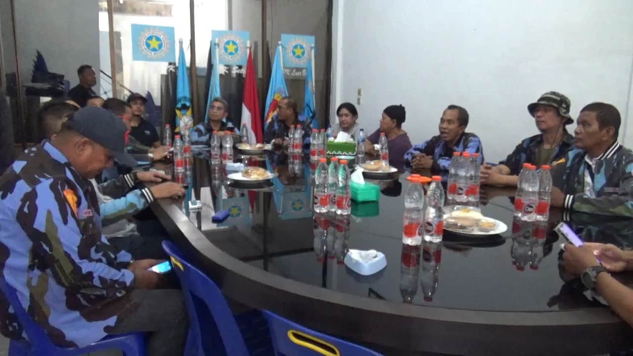 Saat konferensi pers oleh IPK membantah IPK dikaitkan dengan Geng Motor di Sekretariat DPD IPK Kota Medan di Jalan Burjamal Kelurahan Petisah Kecamatan Medan Petisah Kota Medan, Selasa (06/08/2024) siang (kedannews.com/redaksi).