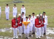 Memeriahkan HUT ke-79 RI: Upacara Penurunan Bendera di Stadion Utama Sitinjo