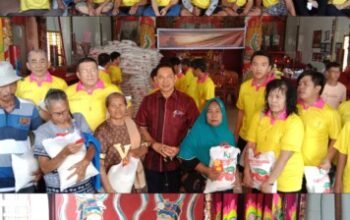 Perayaan Pho To, Wong Bersama Yayasan Sosial Kushinara Bagikan 1500 Paket Sembako dan Angpao