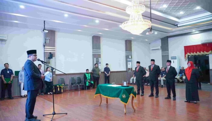 Wali Kota Bobby Nasution Pesankan Pejabat Baru Pemko Medan: Fokus Program Prioritas dan Jauhi Korupsi!