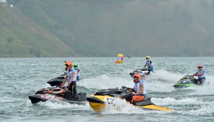 Pembukaan Aquabike World Championship 2024 di Tongging: Ratusan Penonton Tumpah Ruah Saksikan Aksi Riders Internasional