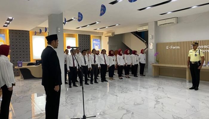 BRI Branch Office Lubuk Pakam Peringati Hari Pahlawan: Berjuang Berikan Pelayanan yang Baik untuk Masyarakat