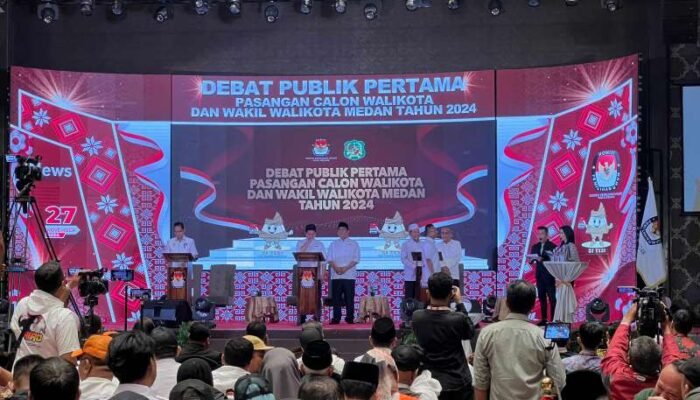 Persiapan Debat Publik Pilkada Medan: Rico Waas Soroti Solusi Digital untuk Pedagang Pasar Tradisional