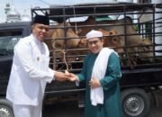 Jelang Haul ke-101 Tuan Guru Babussalam, Pj Bupati Langkat Faisal Hasrimy Serahkan Bantuan untuk Jamaah