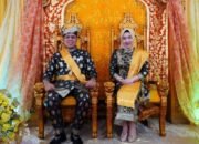 Faisal Hasrimy Terima Gelar Datok Praja Indra Negeri dari Kerapatan Adat Kesultanan Langkat