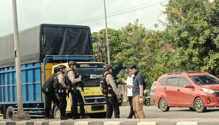 Truk Modifikasi Angkut 11 Ton BBM Ilegal Digagalkan di Palembang