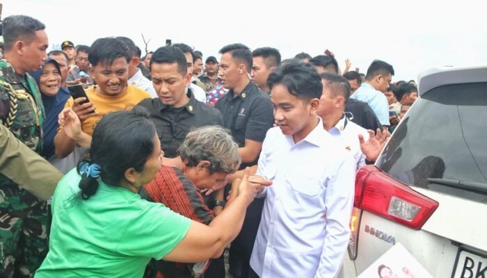Antusiasme Warga dan UMKM Sambut Wapres Gibran Tinjau Kolam Retensi Martubung