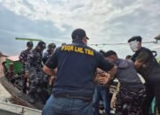 TNI AL Gagalkan Penyelundupan 26 PMI dan Sabu di Selat Malaka