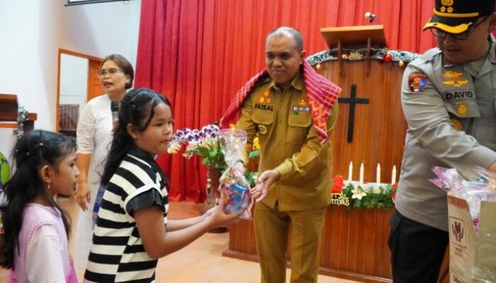 Pj. Bupati Langkat bersama Kapolres Tinjau Gereja di Stabat, Pastikan Malam Ibadah Natal Aman