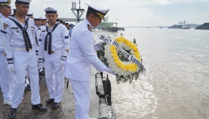 Kenang Jasa Pahlawan, Danlanal Palembang Pimpin Upacara Dharma Samudera