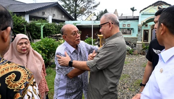 Rumah Mantan Kadis Terbakar, Pemprov Sumut Turun Tangan! Solidaritas ASN Jadi Sorotan