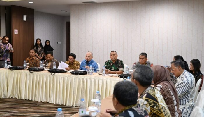 Dukung Pahlawan Nasional Baru: Perjuangan Prof Dr Midian Sirait Jadi Sorotan!