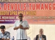 Naik Bajaj, Antonius Tumanggor Sambangi Warga Helvetia dalam Sosperda Adminduk