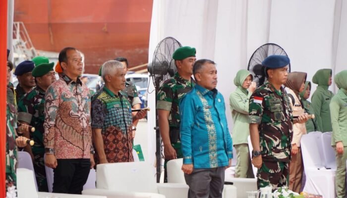450 Prajurit Yonif 100/PS Diberangkatkan ke Papua, Pangdam: “Harus Rebut Hati Rakyat!”