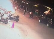 Jukir Dikeroyok Brutal Depan Warkop di Medan, Aksi Terekam CCTV Bikin Geram Warga
