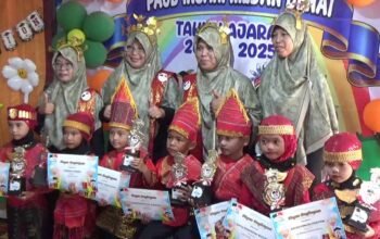 Tangis Haru Serta Bangga Pelepasan PAUD Insani Medan, Anak-Anak Tampil Baca Al-Qur’an, Puisi, Senam dan Tarian